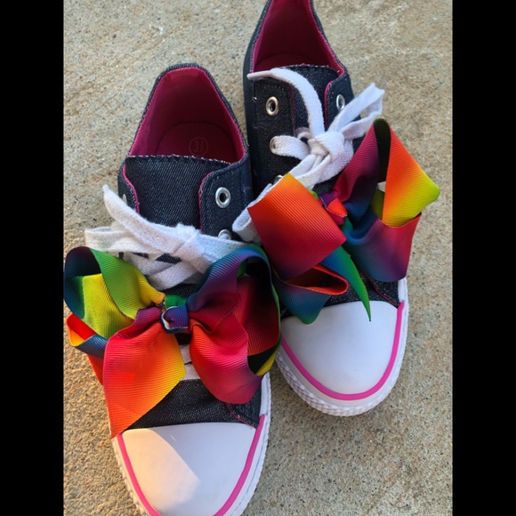 JoJo Siwa Other - JoJo Siwa Sneakers Size 3.5